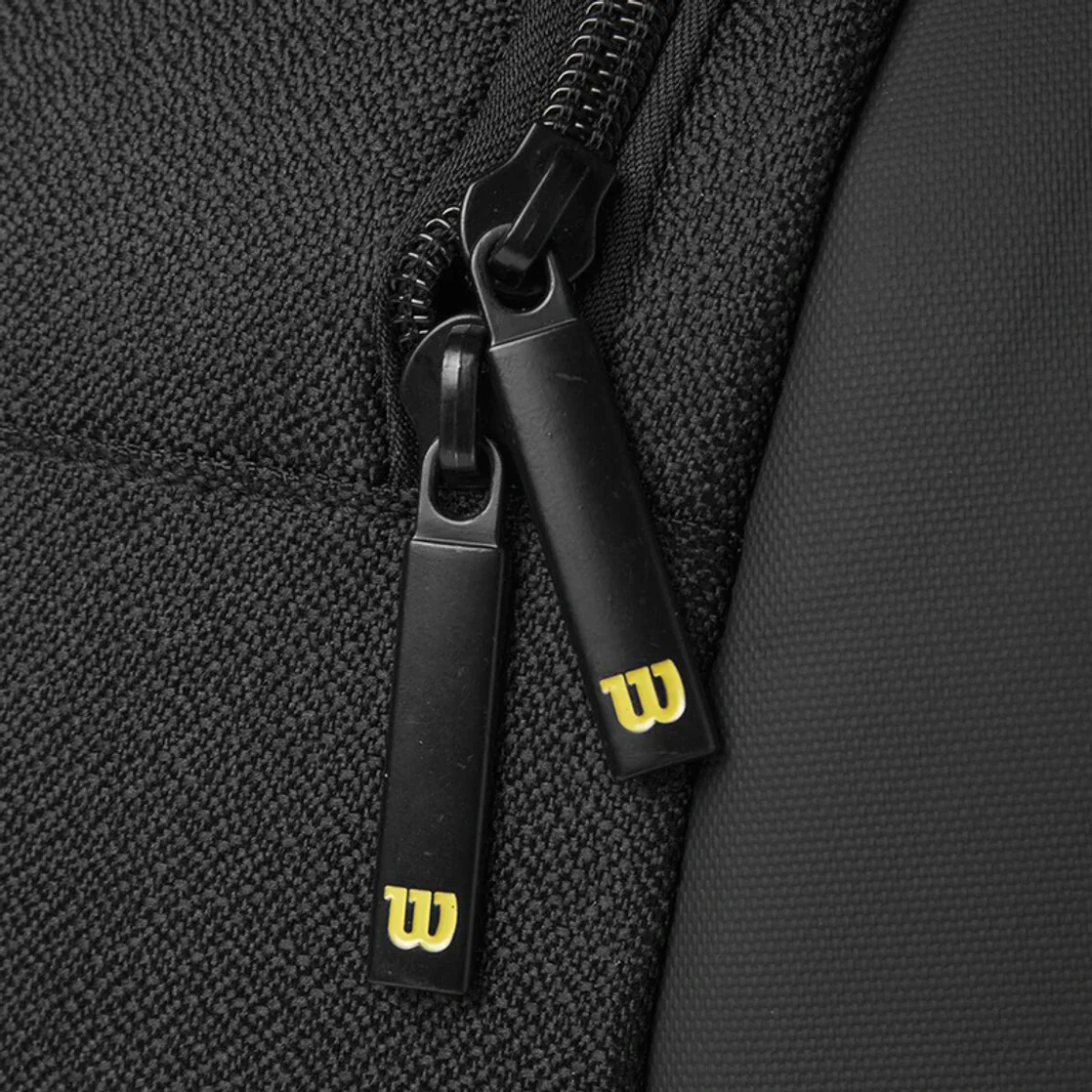 Wilson Bela Super Tour Padel Black | Padel Bag - Image 3